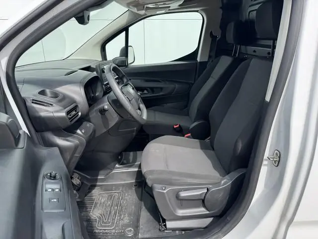 Toyota pro-ace