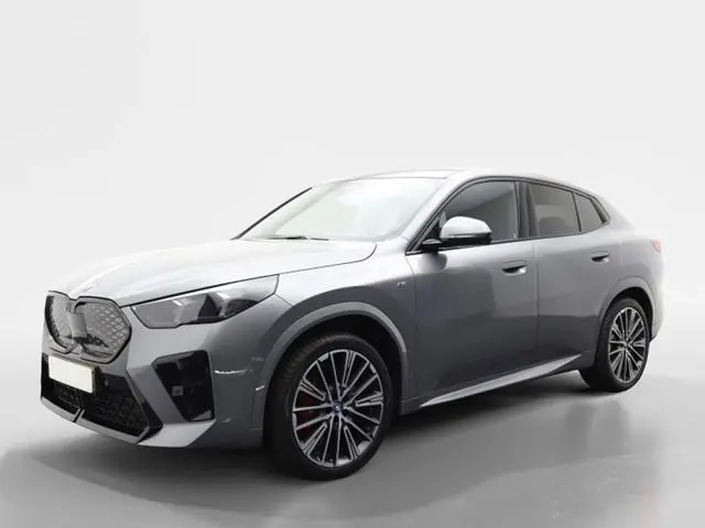 BMW iX2