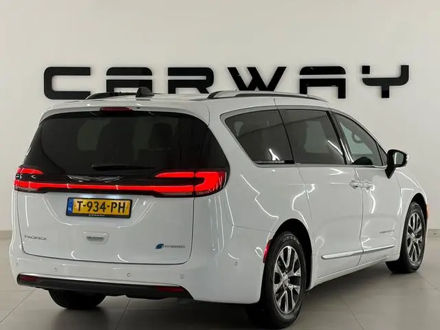 Lancia Voyager