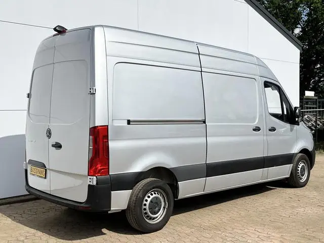 Mercedes-Benz Sprinter 215 1.9 CDI Automaat L2H2 Climate Control Camera Carplay Parkeersensoren V+A
