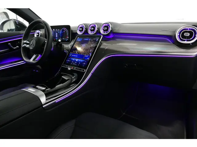 Mercedes-Benz CLE Coupé 300 e AMG Line / E53 AMG Look / Maxton design Bodykit / Panoramadak / Elektr...