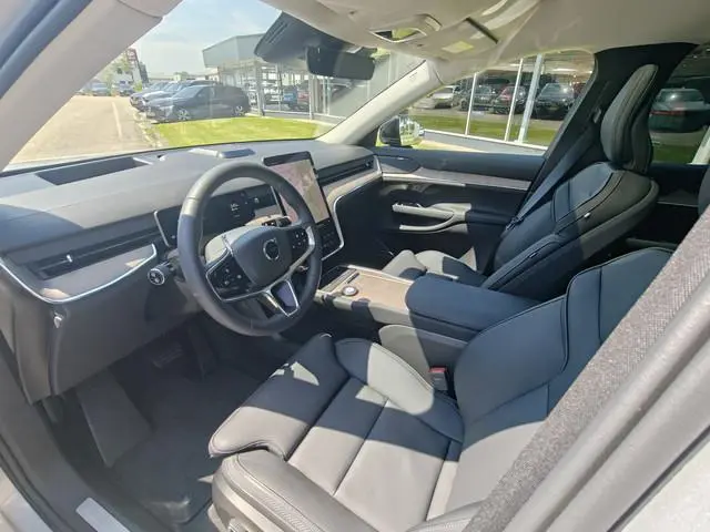Volvo EX90