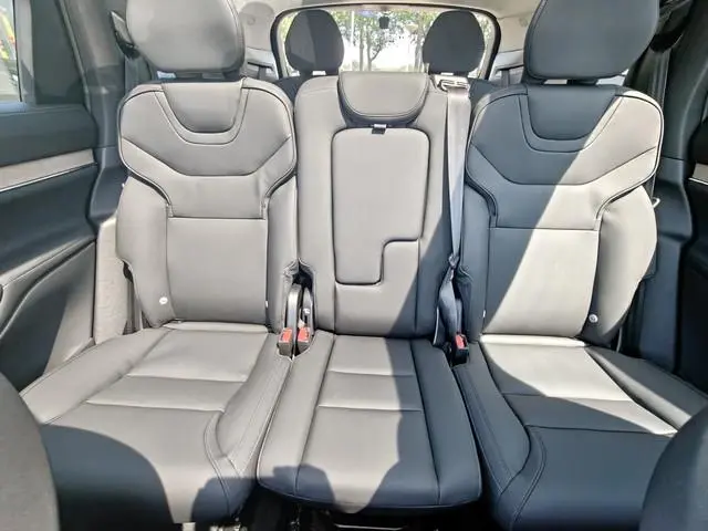 Volvo EX90