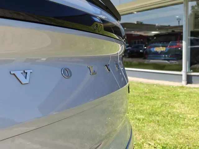 Volvo EX90