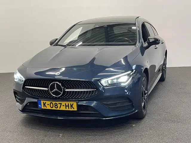 Mercedes-Benz CLA-klasse Shooting Brake 250 e Business Solution AMG Limited Panoramadak Navigatie Ap...