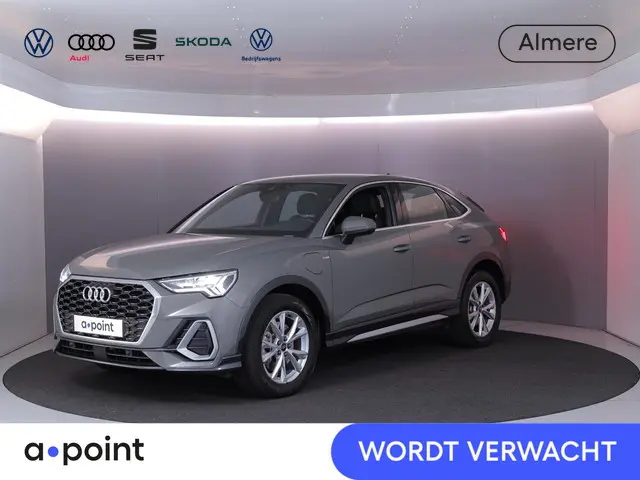 Audi Q3 Sportback 45 TFSI e S Edition 245 pk | Audi Exclusive interieur | Parkeersensoren voor en ac...