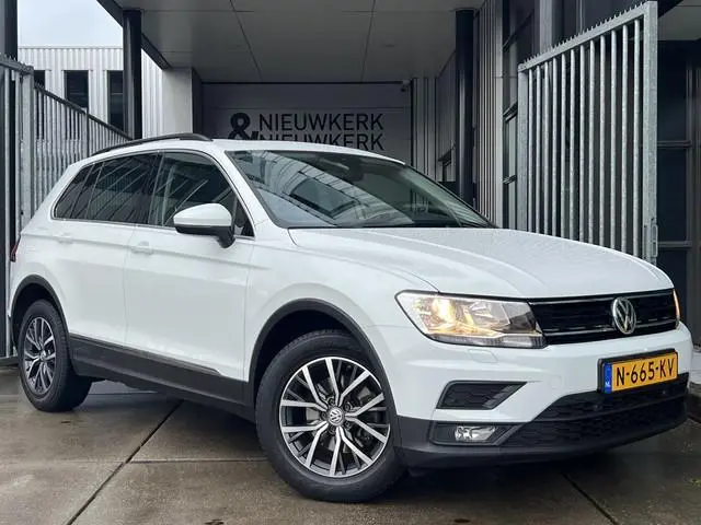 Volkswagen Tiguan 1.4 TSI ACT Comfortline Business | SCHUIF/KANTELDAK | CARPLAY/ANDROID | ADAPTIVE C...