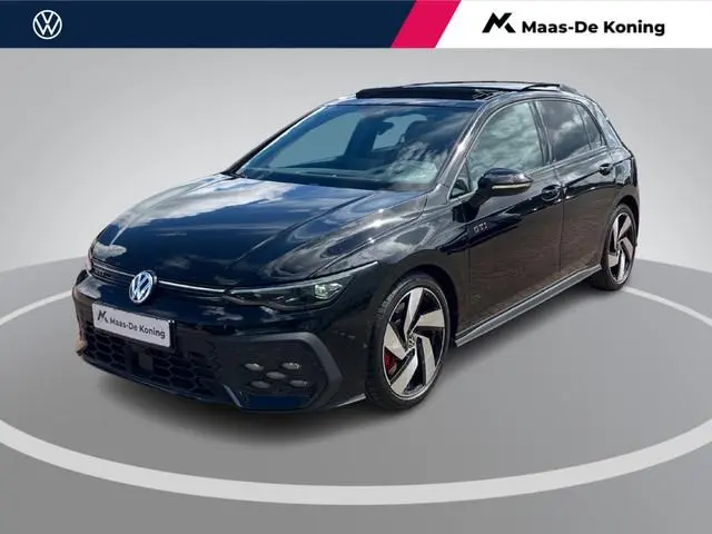 Volkswagen Golf 2.0TSI/265PK GTI DSG · Panoramadak · Camera · Trekhaak · Apple/Android Car Play · Ga...