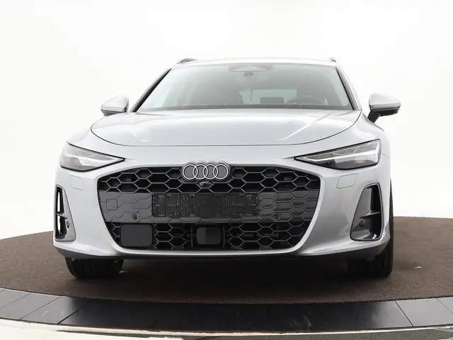 Audi A6 Avant 2.0 e-hybrid Quattro 299pk S edition Competition · 360 Camera · Inklap. Trekhaak · Ban...