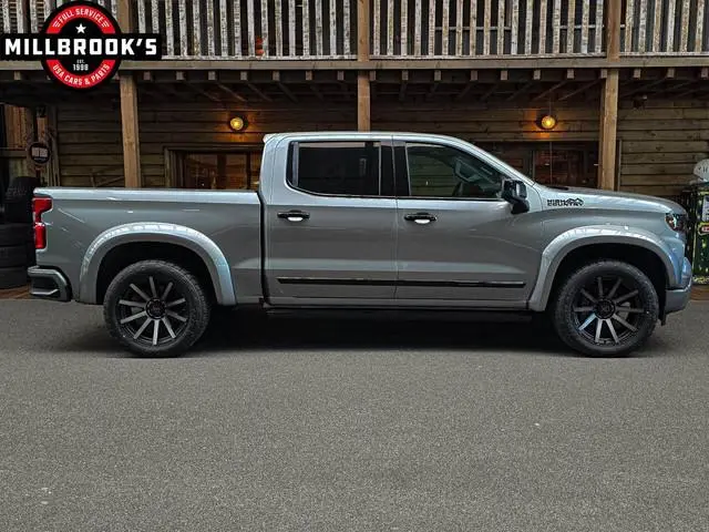 Chevrolet Silverado High Country 6.2 V8 420 PK, BPM VRIJ, Wide Body, Black edition, full options .
