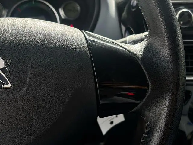 Peugeot iOn