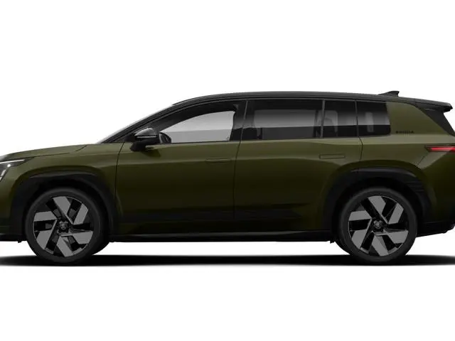 Skoda Peaq 90 Sportline 7p. 286 pk | Winter Pakket | Trekhaak | Panorama Dak | Zwart Dak | Derde zit...