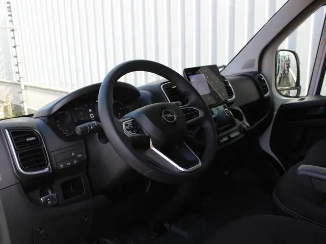 Opel Movano