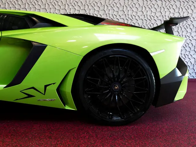 Lamborghini Aventador