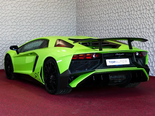 Lamborghini Aventador