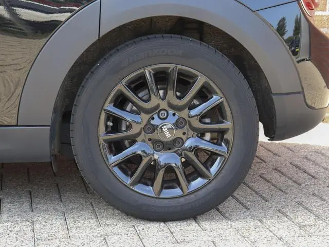 MINI One 1.5 5-DRS Automaat Business Edition  Navigatie PDC Cruise Control Airco 17" Lichtmetalen ve...