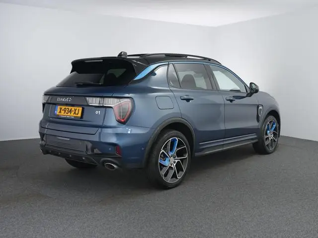 Lynk & Co 01 1.5 | Zwarte hemel | Trekhaak | ACC | 360 Camera | Pano |