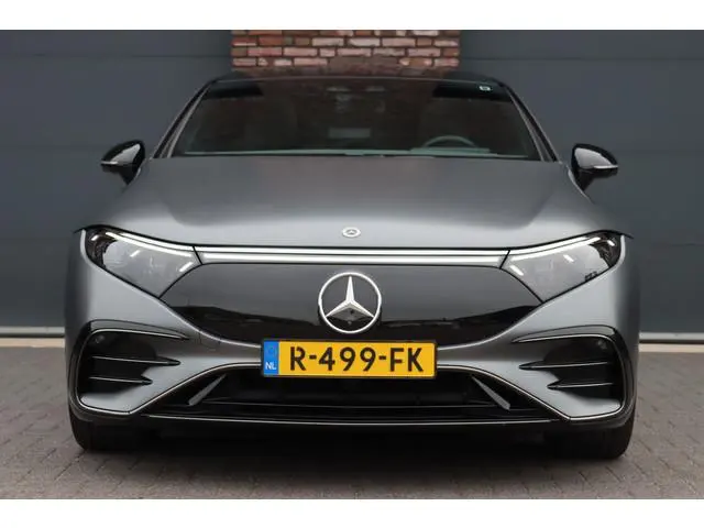Mercedes-Benz EQS
