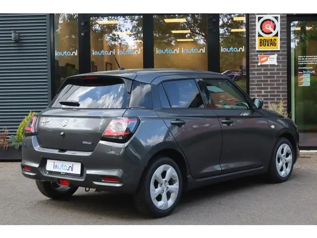 Suzuki Swift 1.2 Style Smart Hybrid Navi/Keyless/Camera/Dodehoek/Apple CarPlay/ACC/DAB/16''