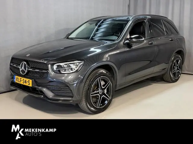 Mercedes-Benz GLC-klasse 300e 4MATIC AMG Line 19"/Trekhaak/Stoel + stuurverwarming + memory l+r/Adap...