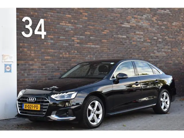 Audi A4 Limousine 35 TFSI Advanced Edition