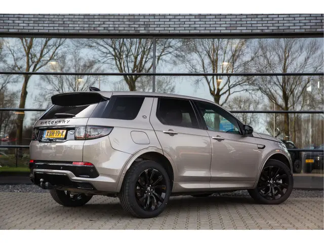 Land Rover Discovery Sport P300e 1.5 R-Dynamic HSE , Panoramadak, Trekhaak, Meridian,