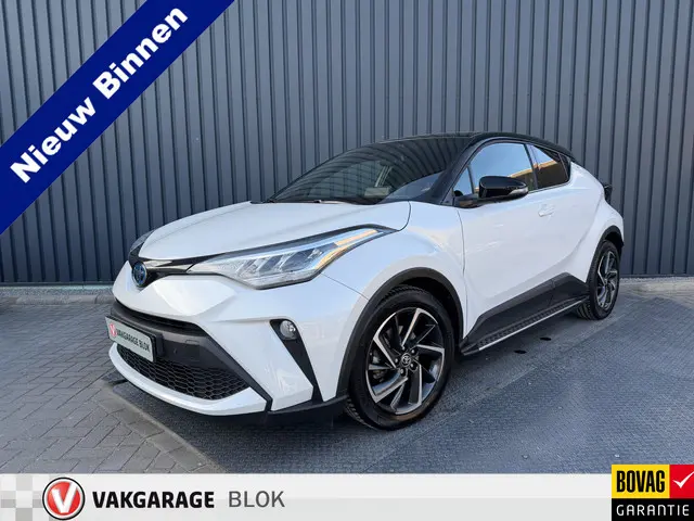Toyota C-HR 1.8 Hybrid Style / Bi tone | BSM | Draadloos Apple Carplay/Android auto | PDC V+A | Rijk...