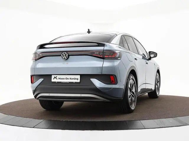 Volkswagen ID.5 Pro 204pk 77 kWh · SOH 95,3% · Panoramadak · Warmtepomp · Camera · Apple/Android Car...