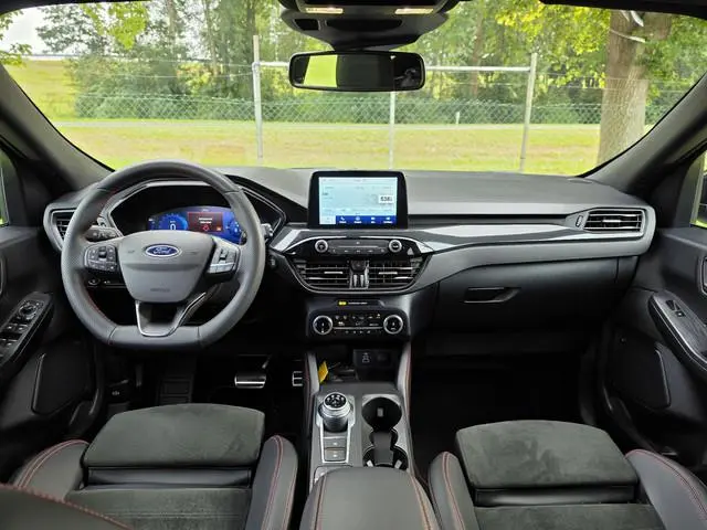 Ford Kuga 2.5 PHEV 225PK ST-Line X | BLACK PACK | NL-AUTO | AGR STOELEN | TREKHAAK | 1E EIGENAAR | W...