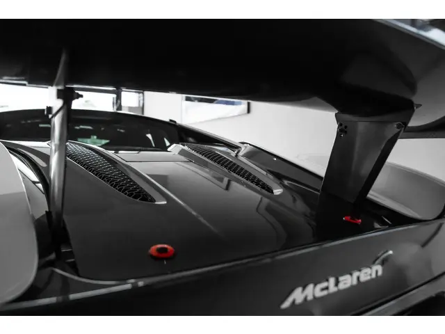 McLaren 570S