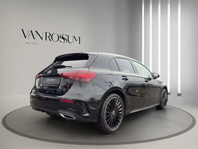 Mercedes-Benz A-klasse 250 e AMG Line Panoramadak | 19"Velg | Sfeer | Elektrisch Stoel(en) met geheu...