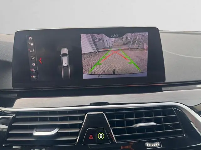 BMW 5-serie Touring 525d High Executive Camera, Stoel/verwarming/ventilatie, Elek Trekhaak, Carplay,...