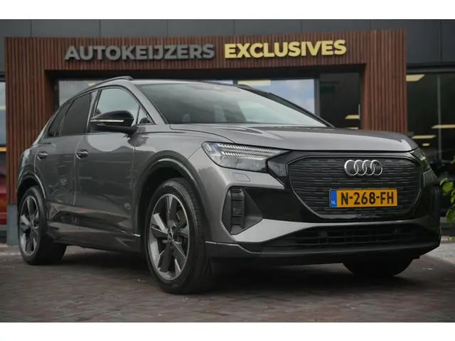 Audi Q4 e-tron 35 Launch edition Advanced 55 kWh Verkeersbord detectie Koplampreiniging Trekhaak uit...