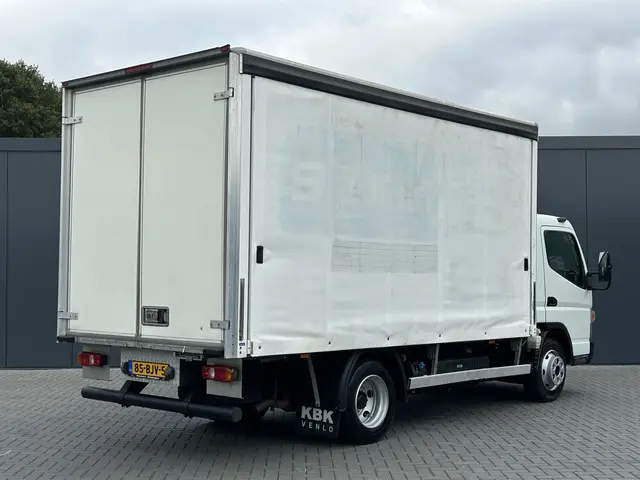 FUSO Canter