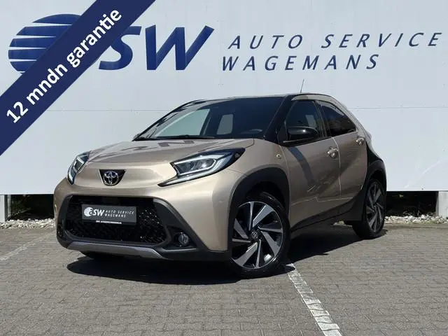 Toyota Aygo X 1.0 VVT-i S-CVT Premium | ACC | CarPlay | Keyless | Camera | 18 inch