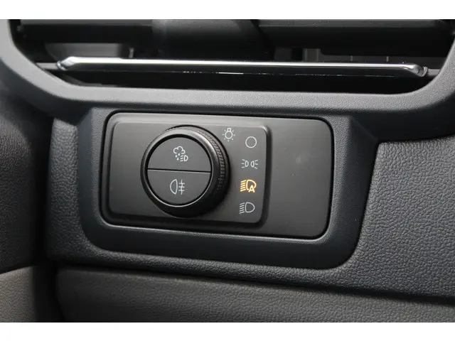 Ford E-Transit Custom