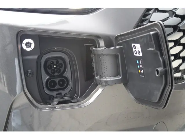 Ford E-Transit Custom