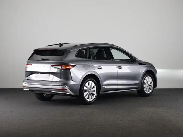 Skoda Enyaq 60 Selection 204pk | Blind Spot | Adaptive Cruise | Elek. achterklep | Navigatie | Camer...