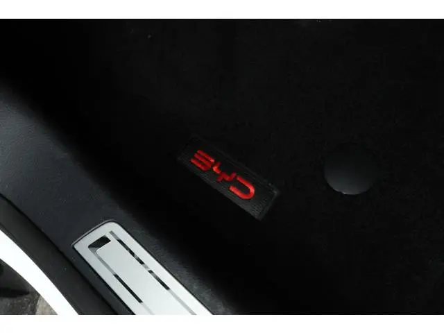 BYD SEAL U