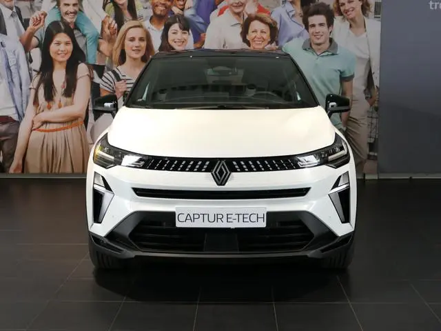 Renault Captur 1.8 E-Tech full hybrid 160 techno *Nieuw!* - Apple carplay/ Android auto - Adaptive c...