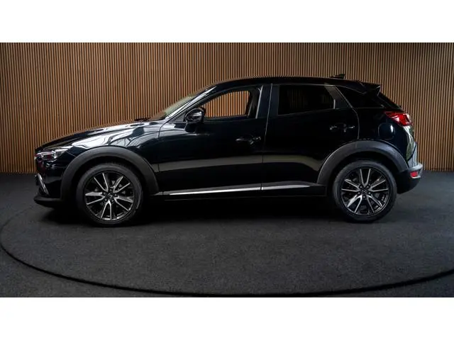 Mazda CX-3 1.5 SkyActiv-D 105 HUD Leer Bose Camera ACC Navi Entry & Go PDC Stoelverwarming Climate C...