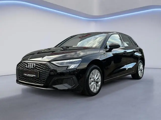 Audi A3 Sportback 40 TFSI e Edition /Apple & Android carplay/Stoelverwarming/park. sens. achter/rijs...
