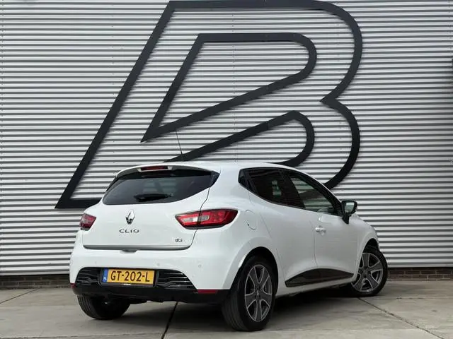 Renault Clio 1.5 dCi ECO Night&Day 2e Eigenaar|Navi|Airco|PDC|Cruise|Lm velgen| D-riem vv in 2022| N...
