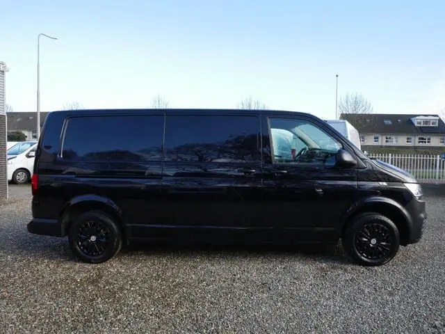 Volkswagen Transporter 2.0 TDI 110PK, L2H1, Airco