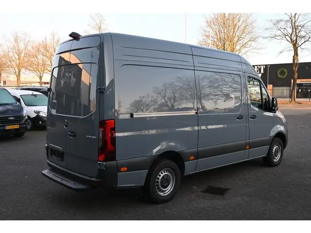 Mercedes-Benz Sprinter 315 CDI Pro RWD L2H2 LED, Geveerde stoel, Navigatie met smartphone integratie...