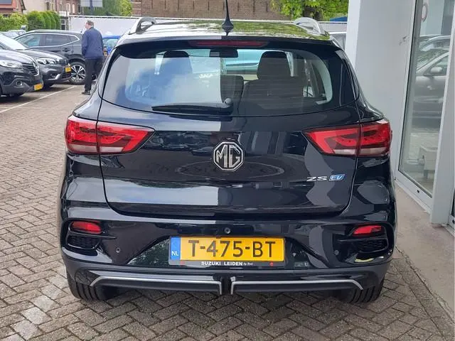 MG ZS EV