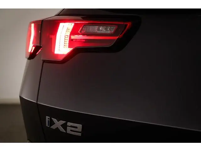 BMW iX2