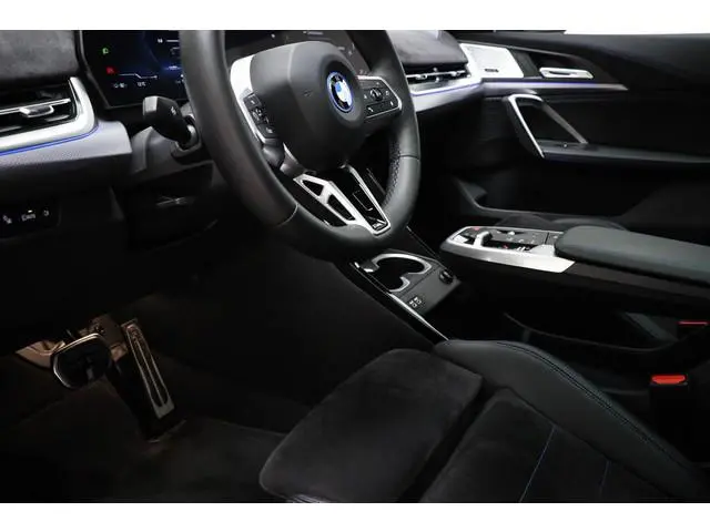 BMW iX2