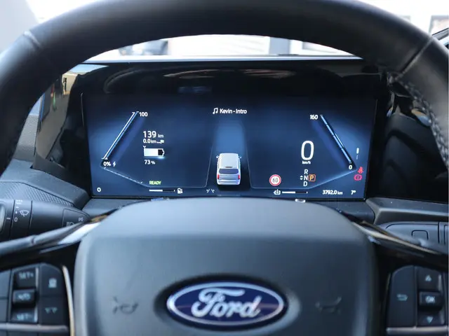 Ford E-Transit Custom