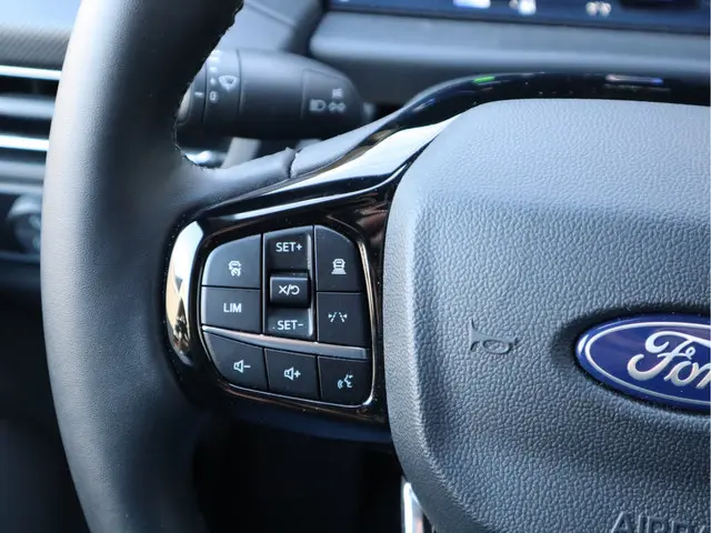 Ford E-Transit Custom